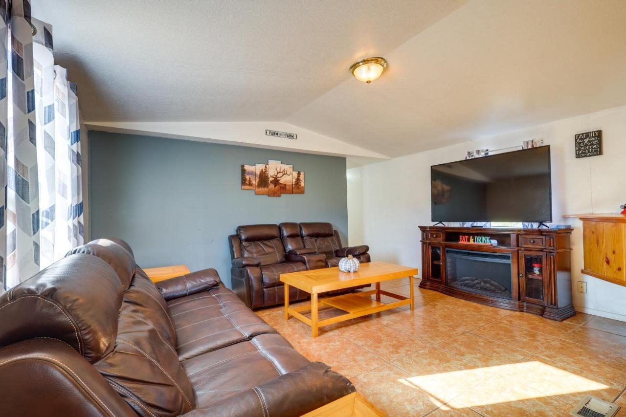 Charming Santa Rosa Home With Mountain Views And Porch Екстериор снимка