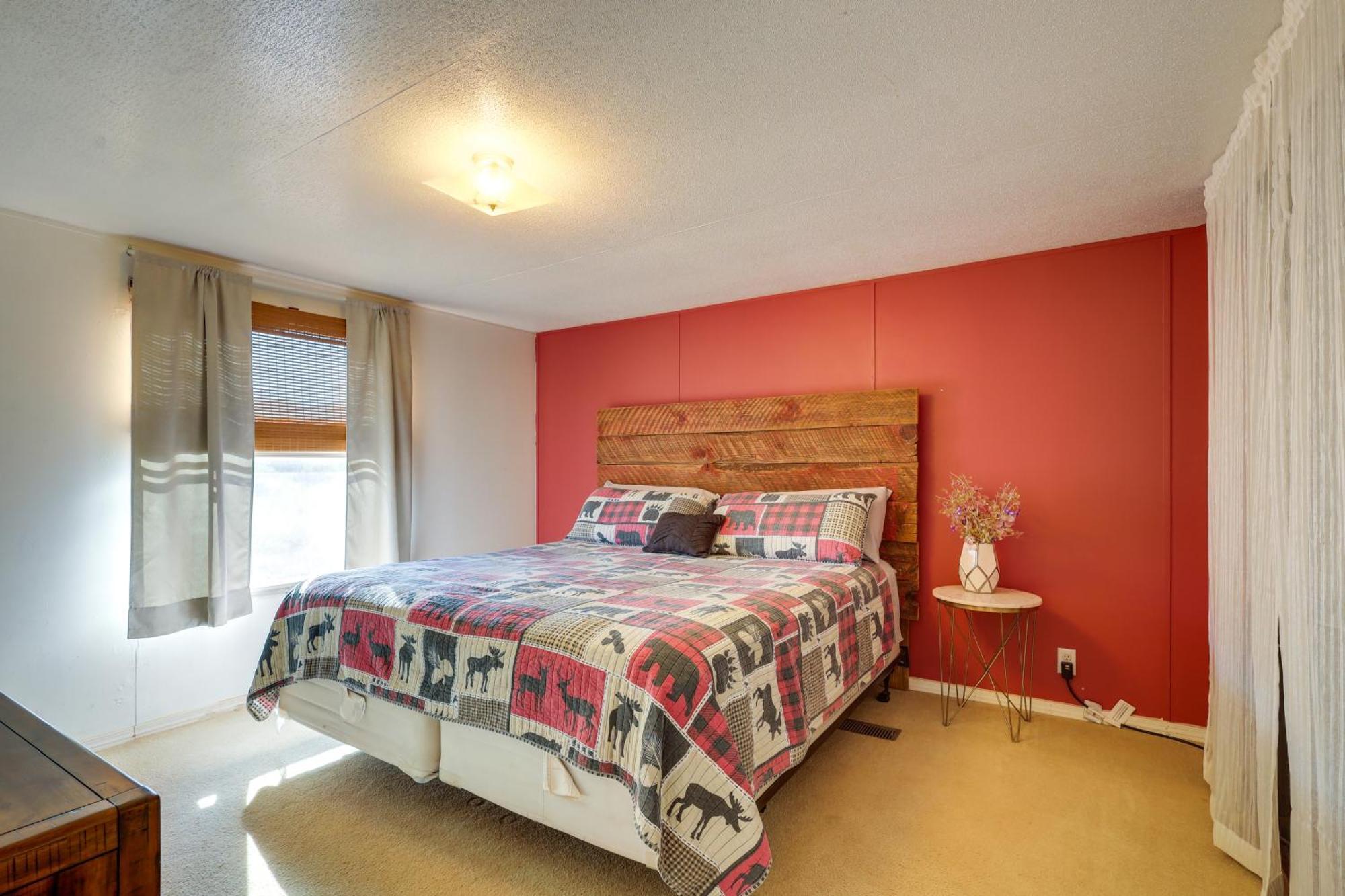 Charming Santa Rosa Home With Mountain Views And Porch Екстериор снимка